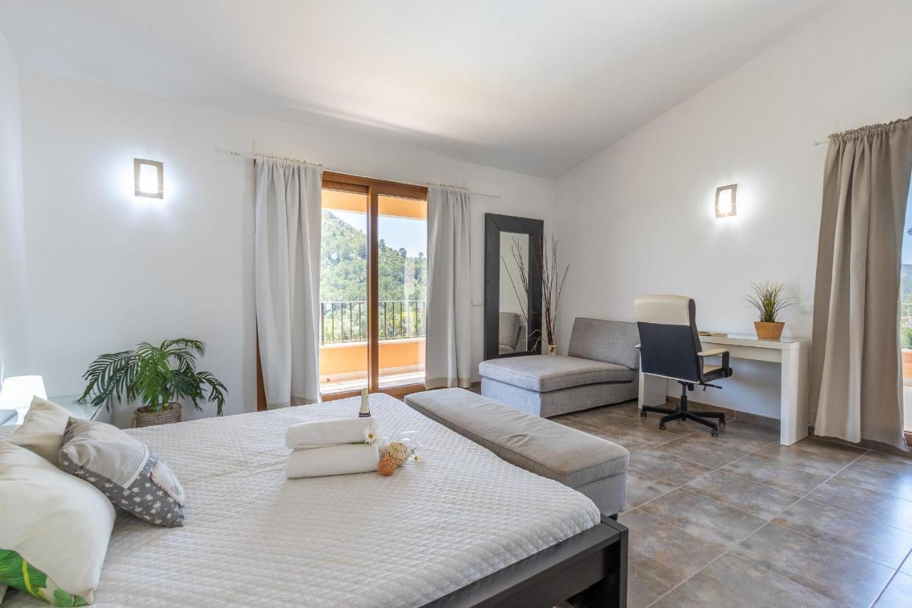 Ideal Property Mallorca - Son Fe Guest House อัลกูเดีย ภายนอก รูปภาพ